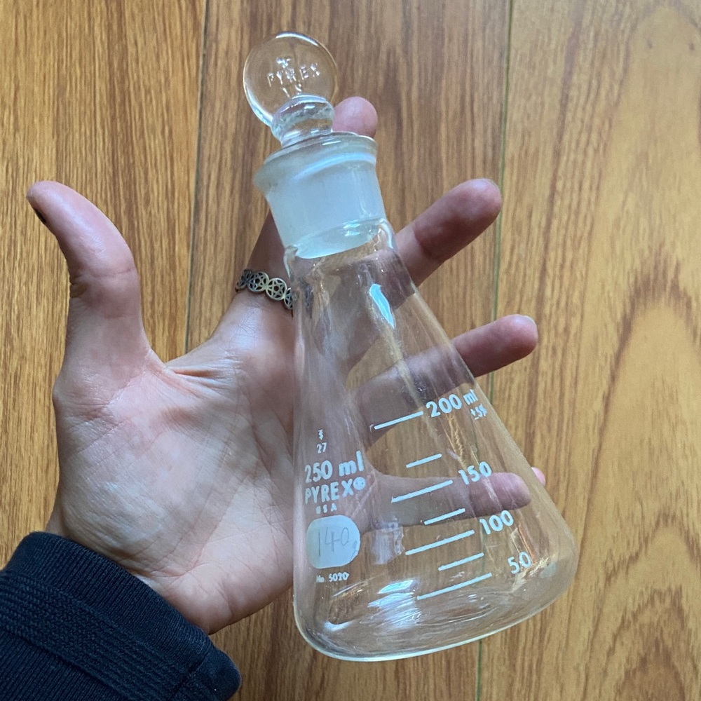 Vintage Pyrex Clear Glass Erlenmeyer Flask with Stopper 🧪
